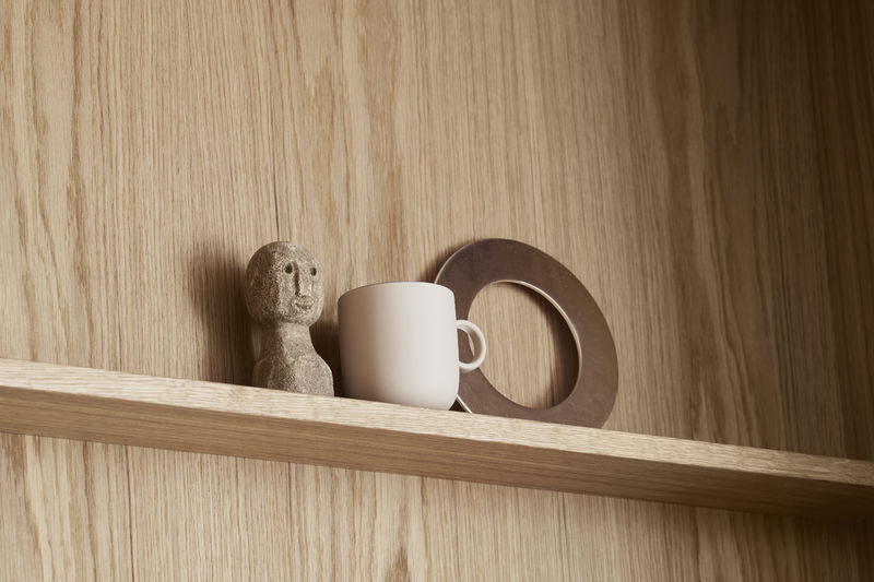 Indbygget hylder i egetræ