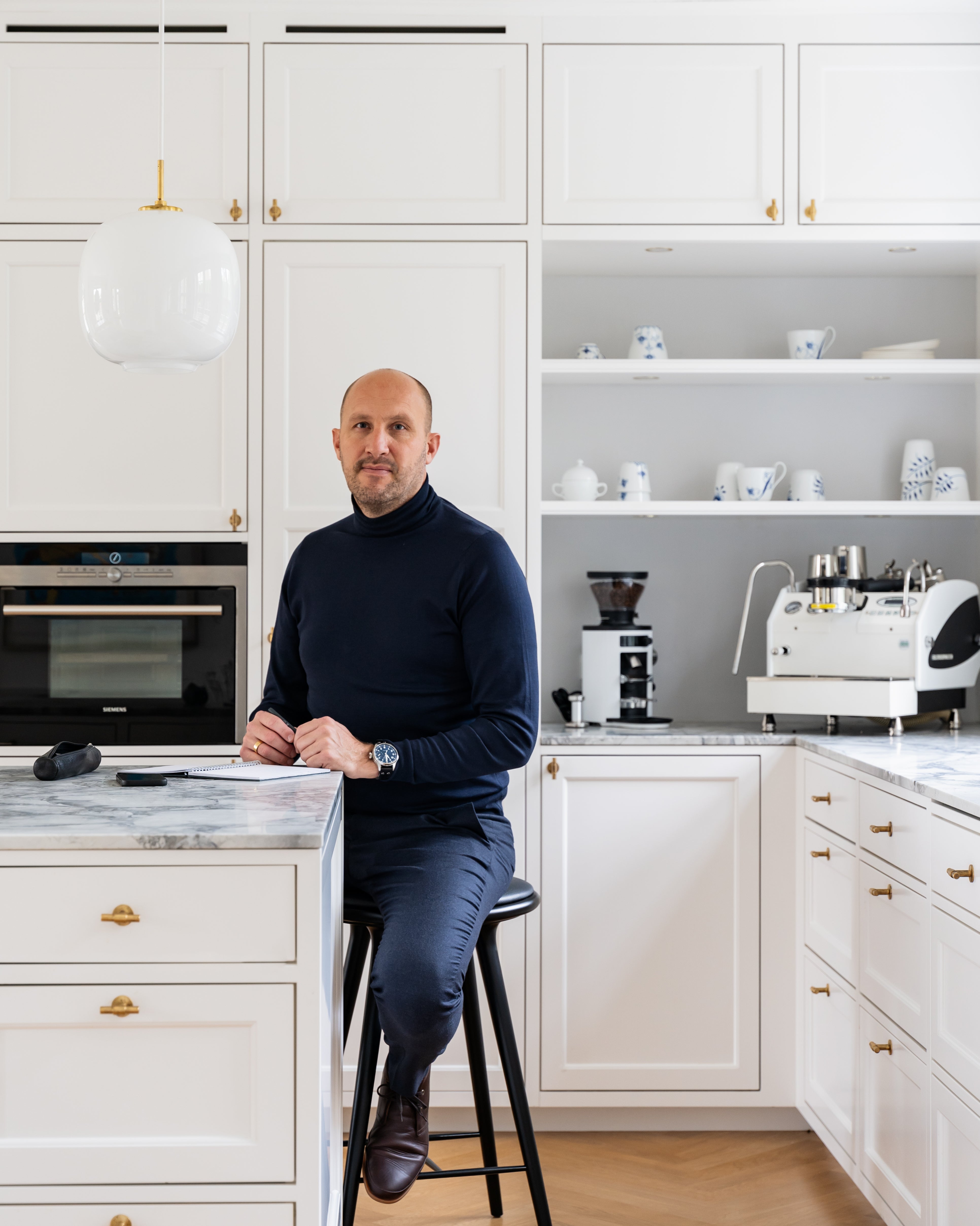 Vores køkkensælger Claus i Hellerup